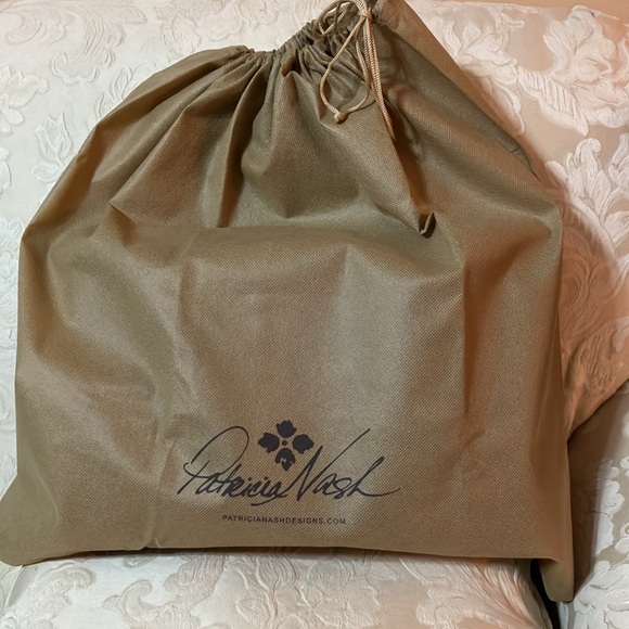 Patricia Nash, Paris, genuine, leather satchel - Picture 12 of 12